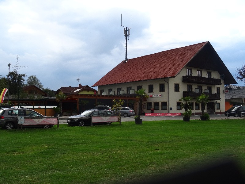Stellplatz Roseggerhof - Gasthaus
